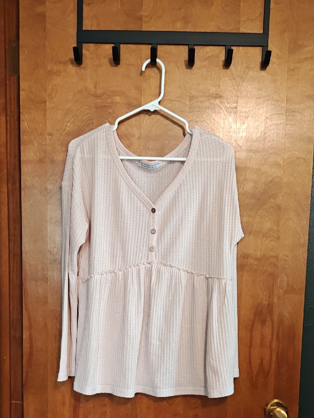Women’s Blouse V-Neck Button Peplum Top - Light Blush